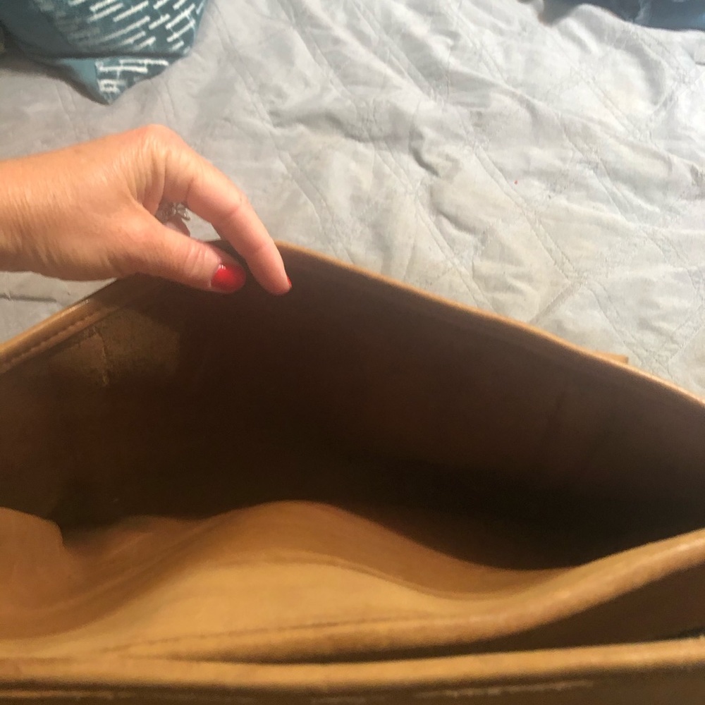 Vintage Coach Embassay Bag 1970’s - Picture 11 of 13